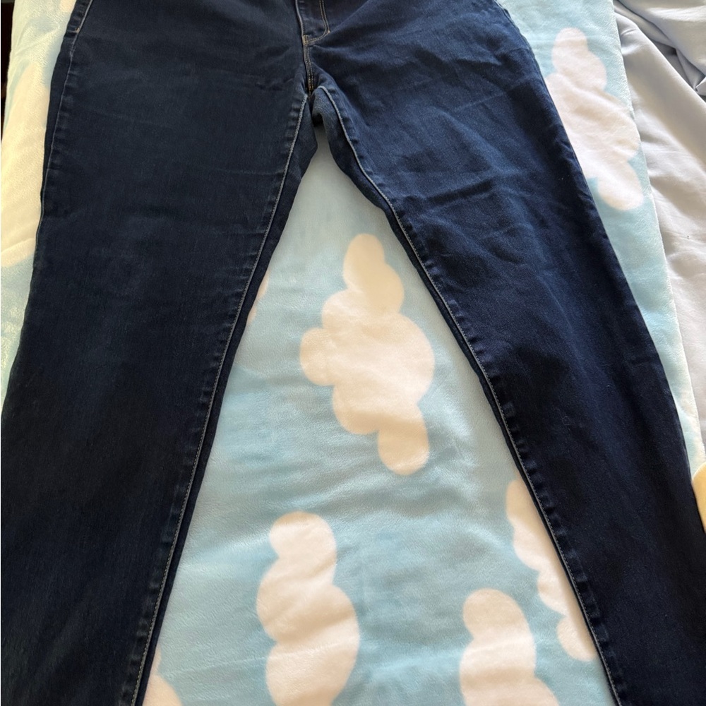 Michael Kors Skinny Jeans!!!  4 pair included!!!